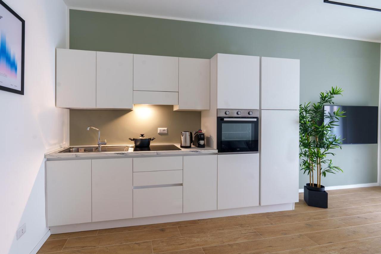 Sansiro Luxury Wi-Fi & Netflix Appartement Milaan Buitenkant foto