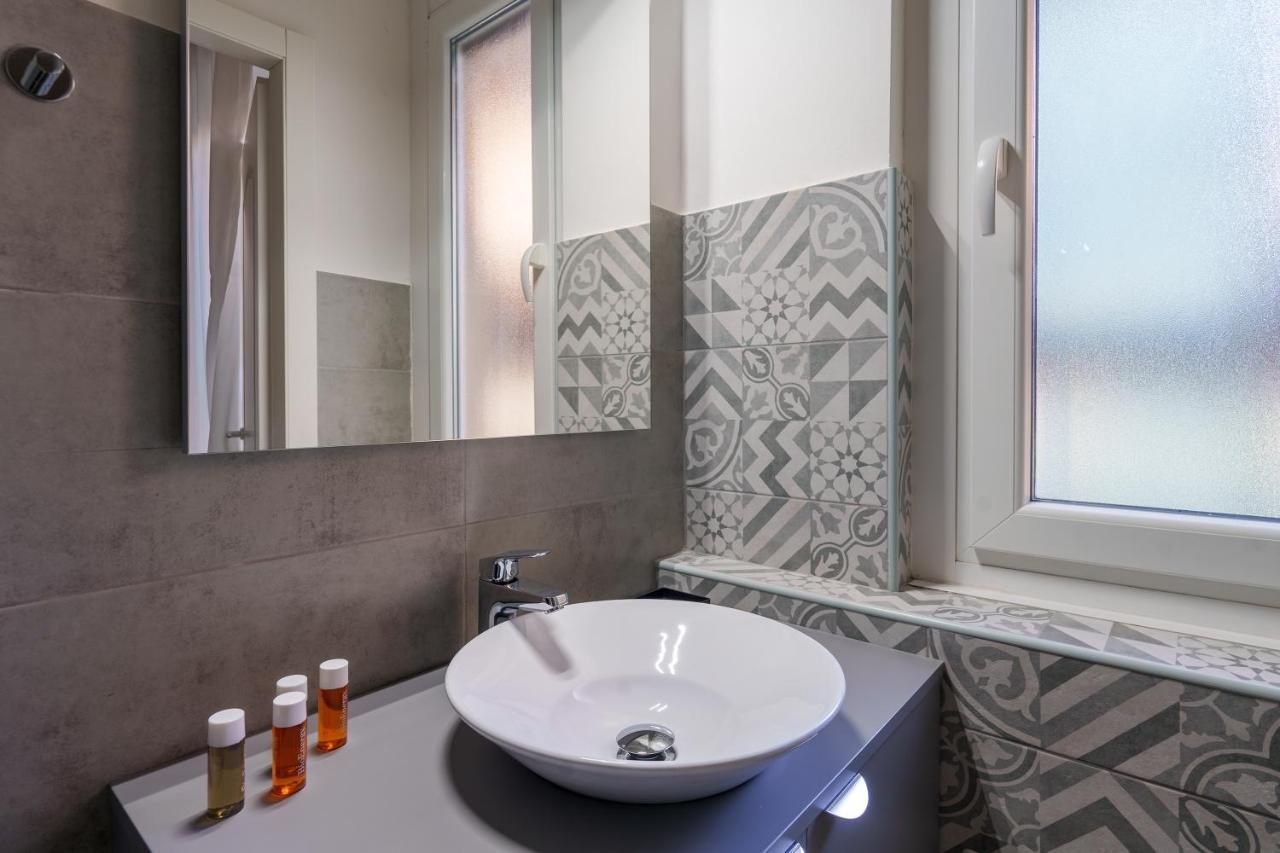 Sansiro Luxury Wi-Fi & Netflix Appartement Milaan Buitenkant foto